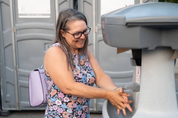Best Portable bathroom rental  in Athens, OH